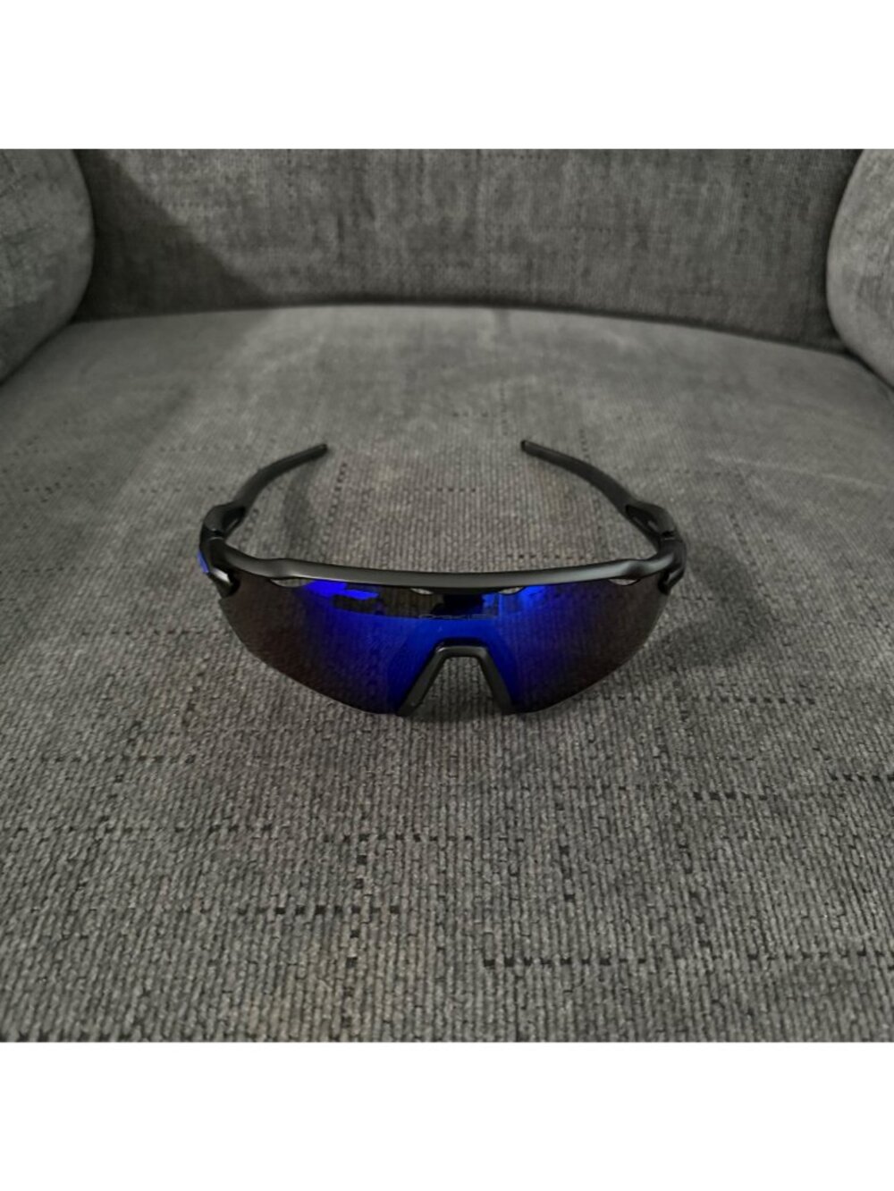 Oakley Radar EV PRIZM Polarized Blue OO9208 Black Frame - Picture 4 of 12